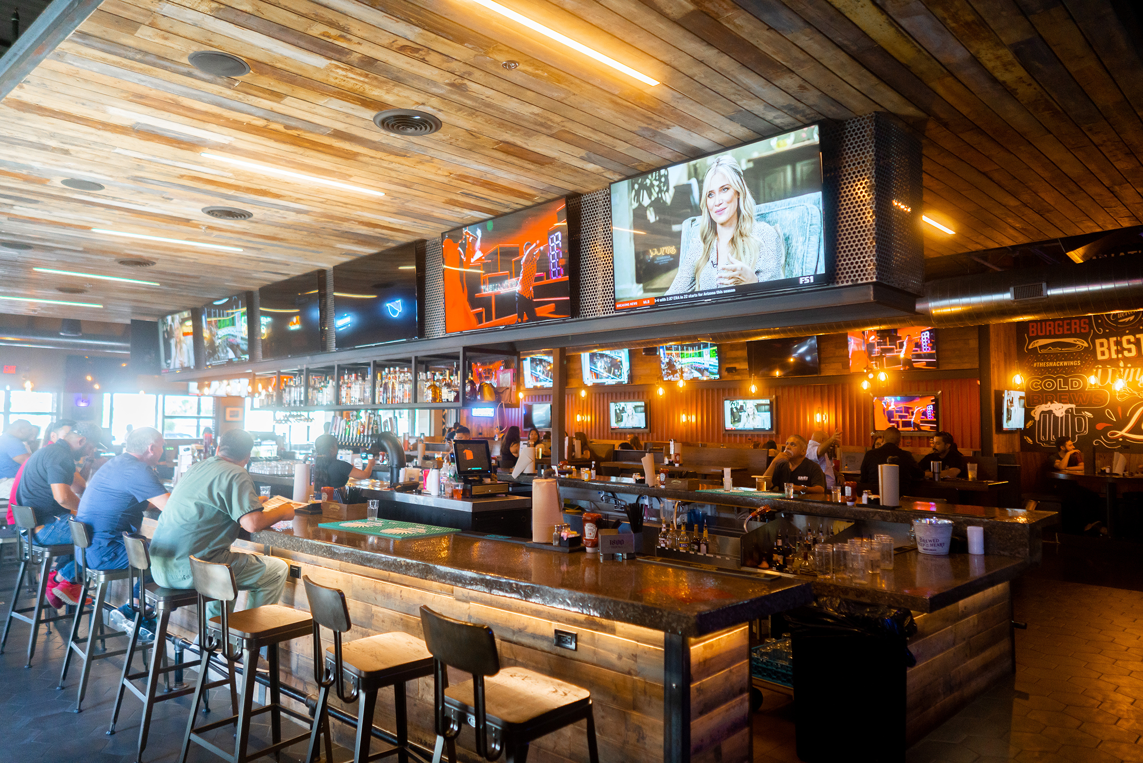 The Shack Wings _ Brews